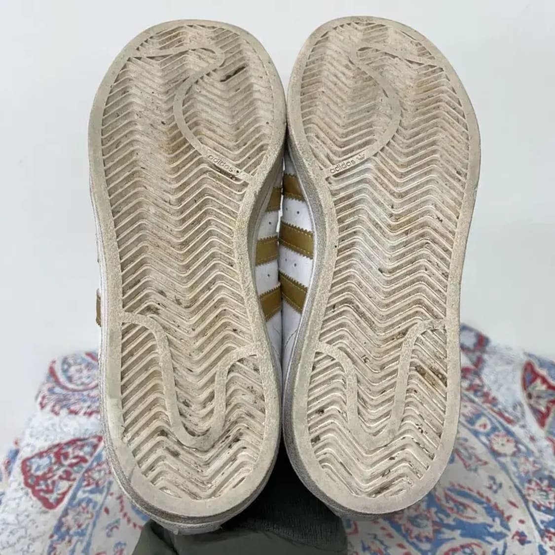 아디다스 슈퍼스타 골드 스니커즈 235 E01017 상품이미지4