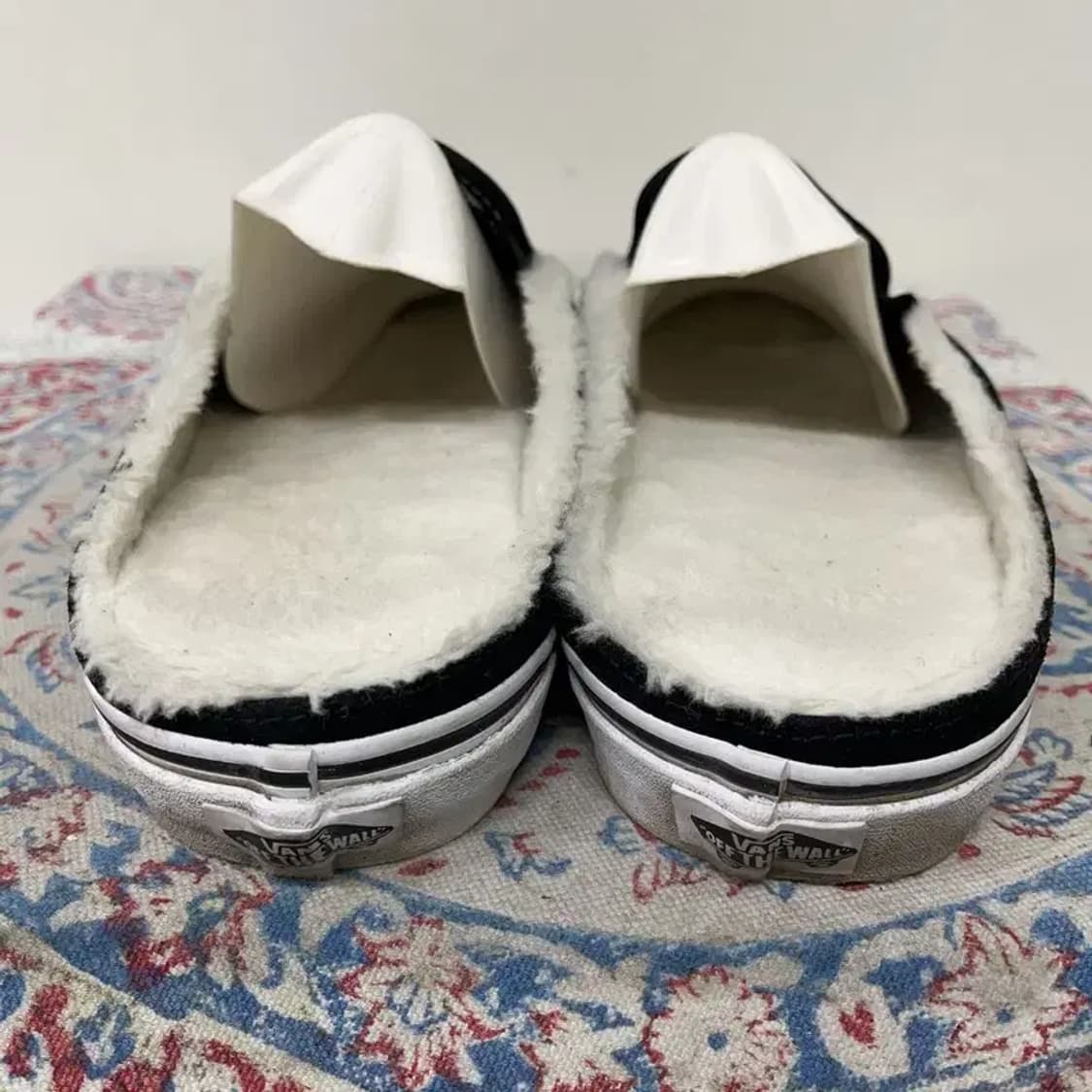 반스 클래식 슬립온 뮬 스웨이드 털슬리퍼 280 E01022 상품이미지2