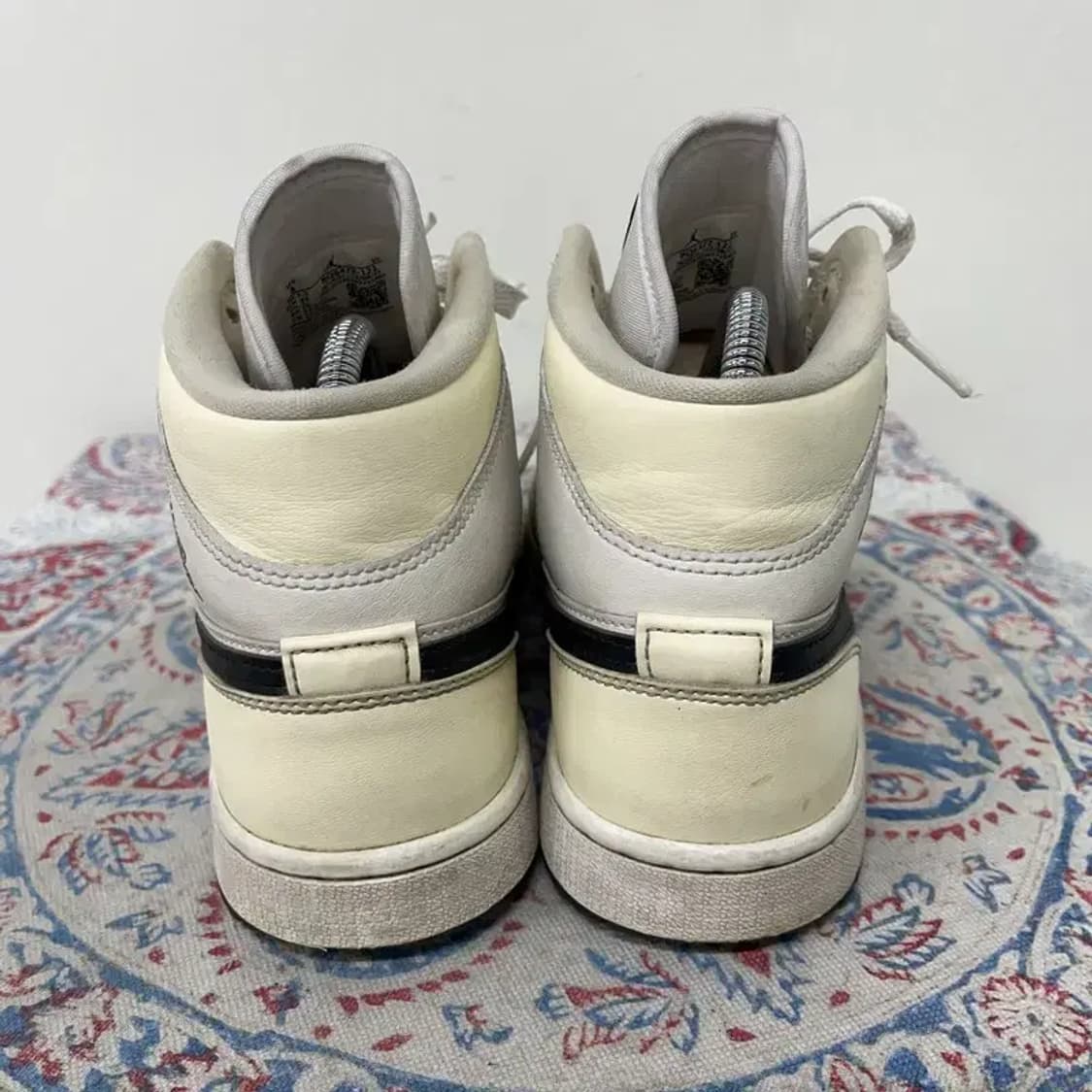 나이키 조던 1 미드 코코넛밀크 250 E01028 상품이미지2