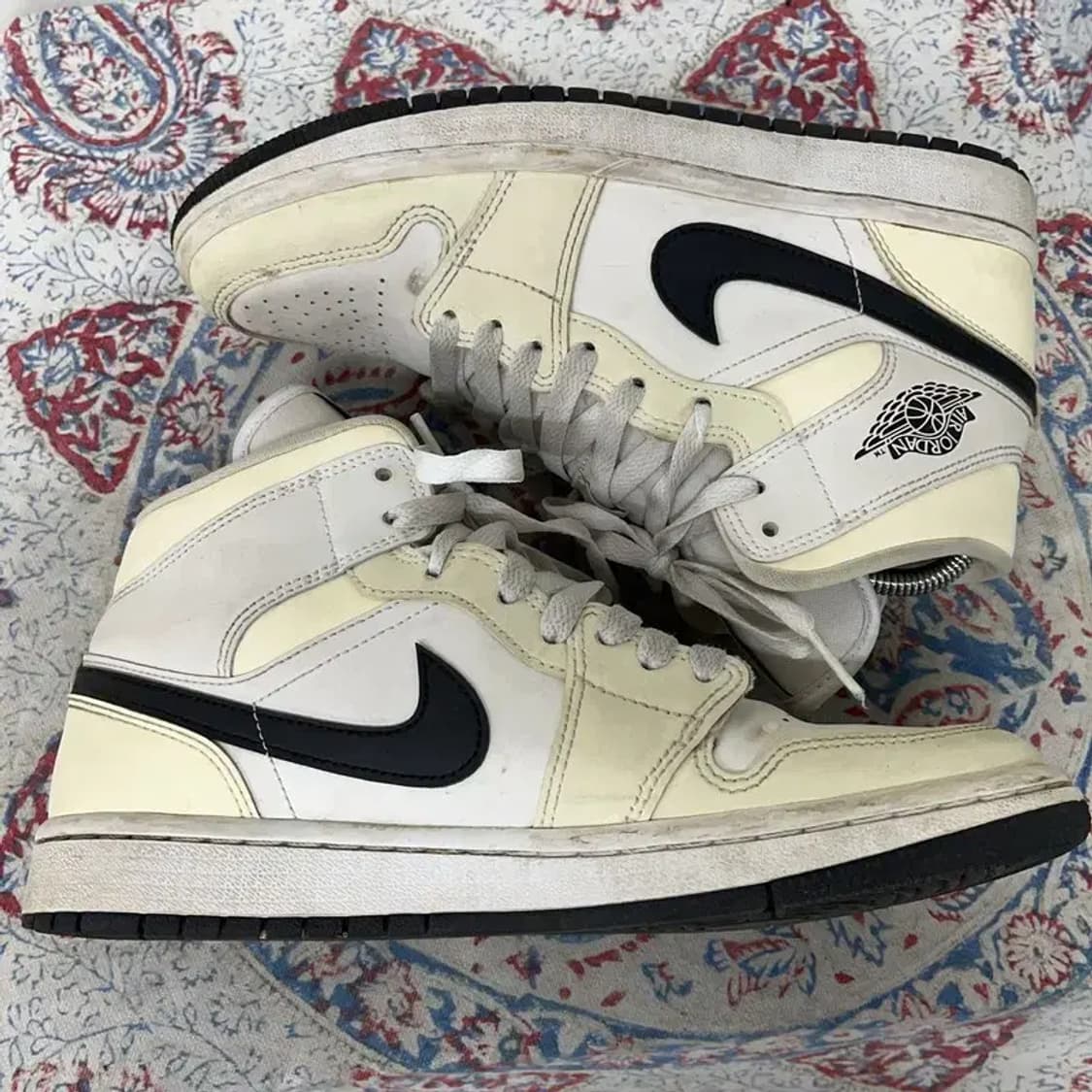 나이키 조던 1 미드 코코넛밀크 250 E01028 상품이미지3