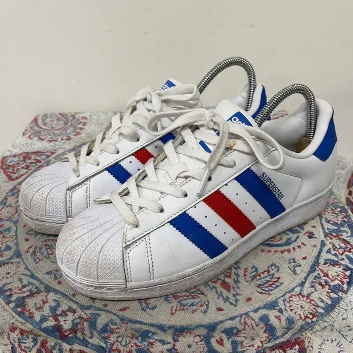 아디다스 슈퍼스타 빨파 스니커즈 240 E01044 상품이미지1