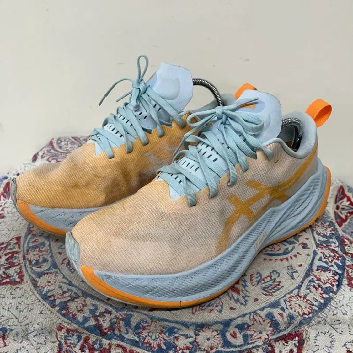 아식스 슈퍼블라스트 러닝화 운동화 265 E01052 상품이미지1