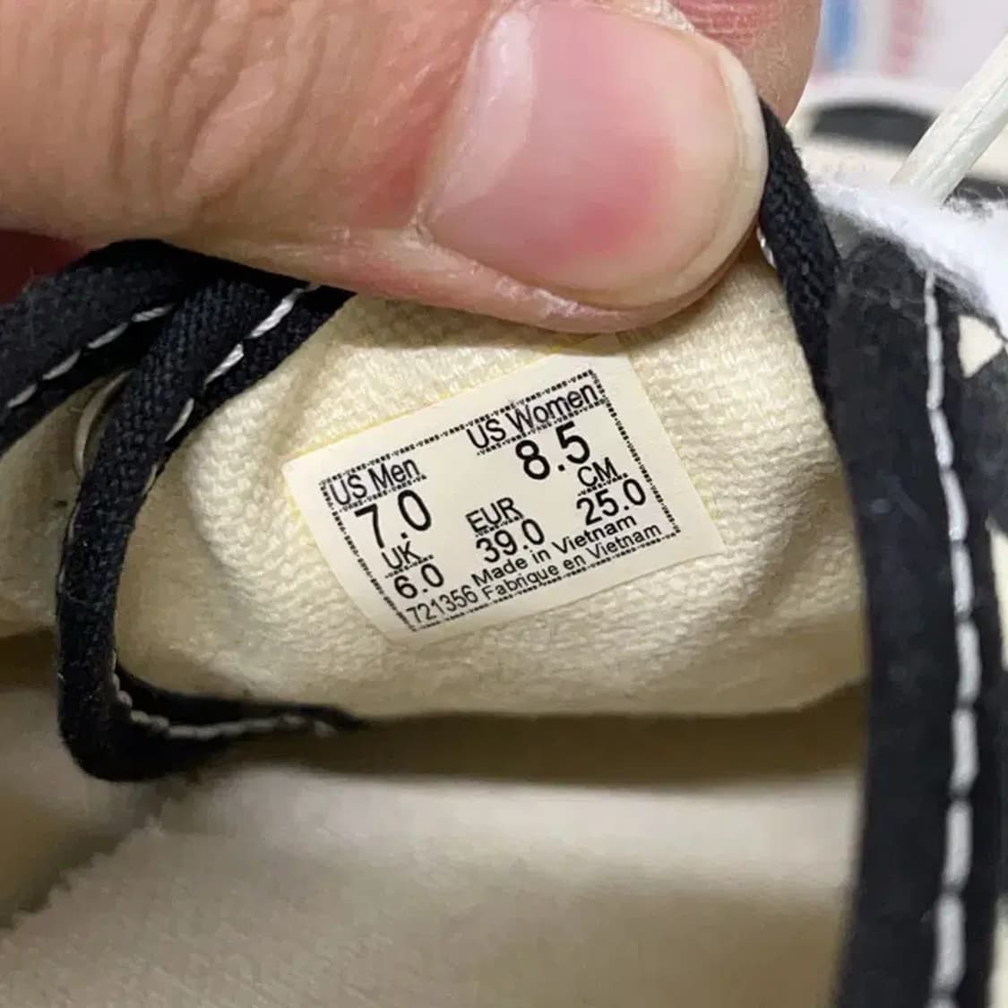 반스 어센틱 체커보드 스니커즈 신발 250 E01072 상품이미지5