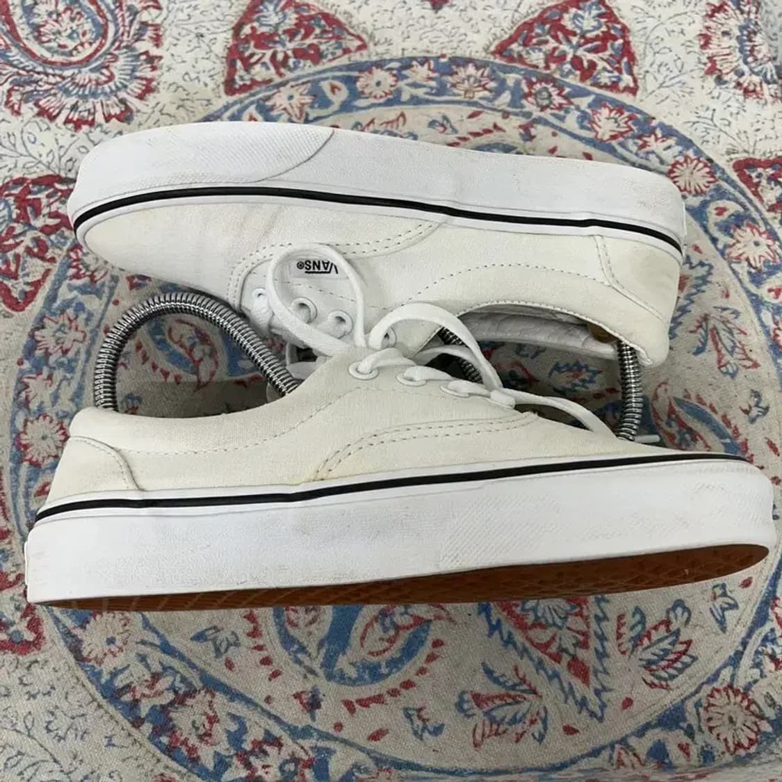 반스 에라 화이트 스니커즈 220 E01075 상품이미지3