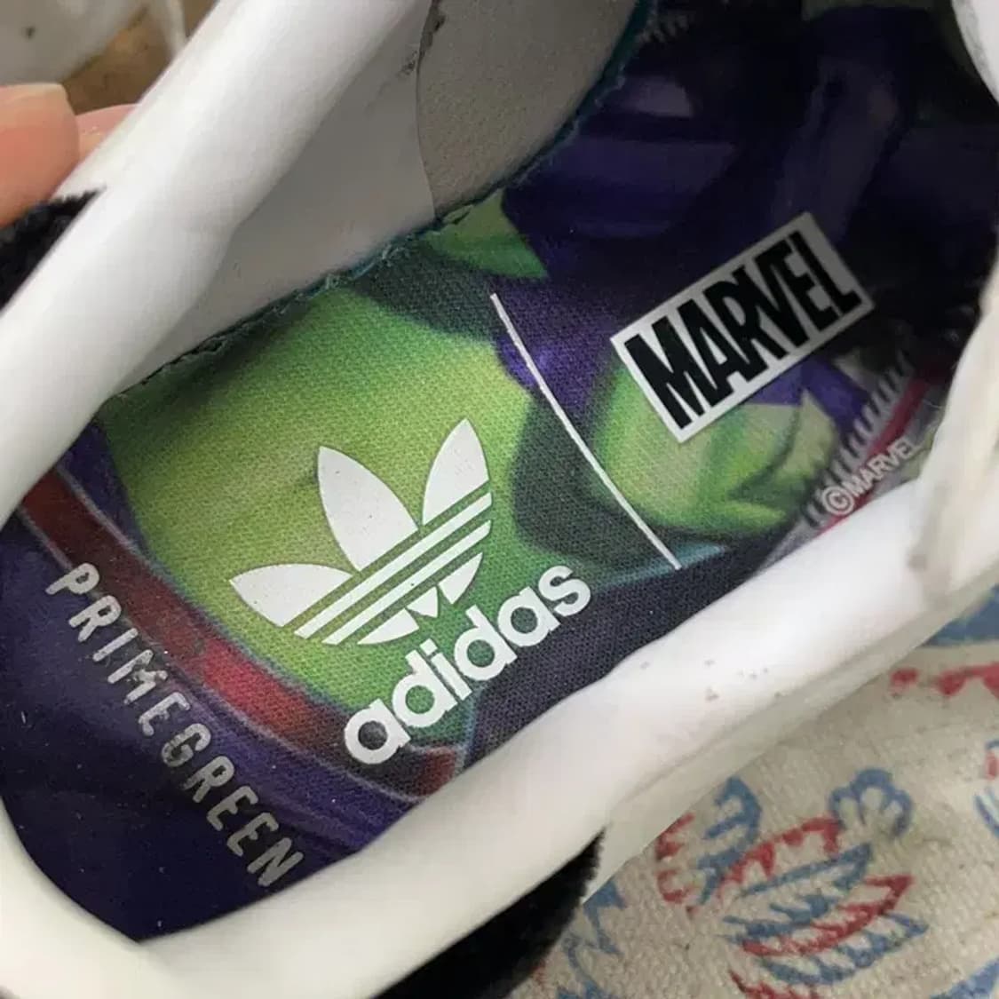 아디다스 마블 그루트 스니커즈 운동화 230 E01078 상품이미지6