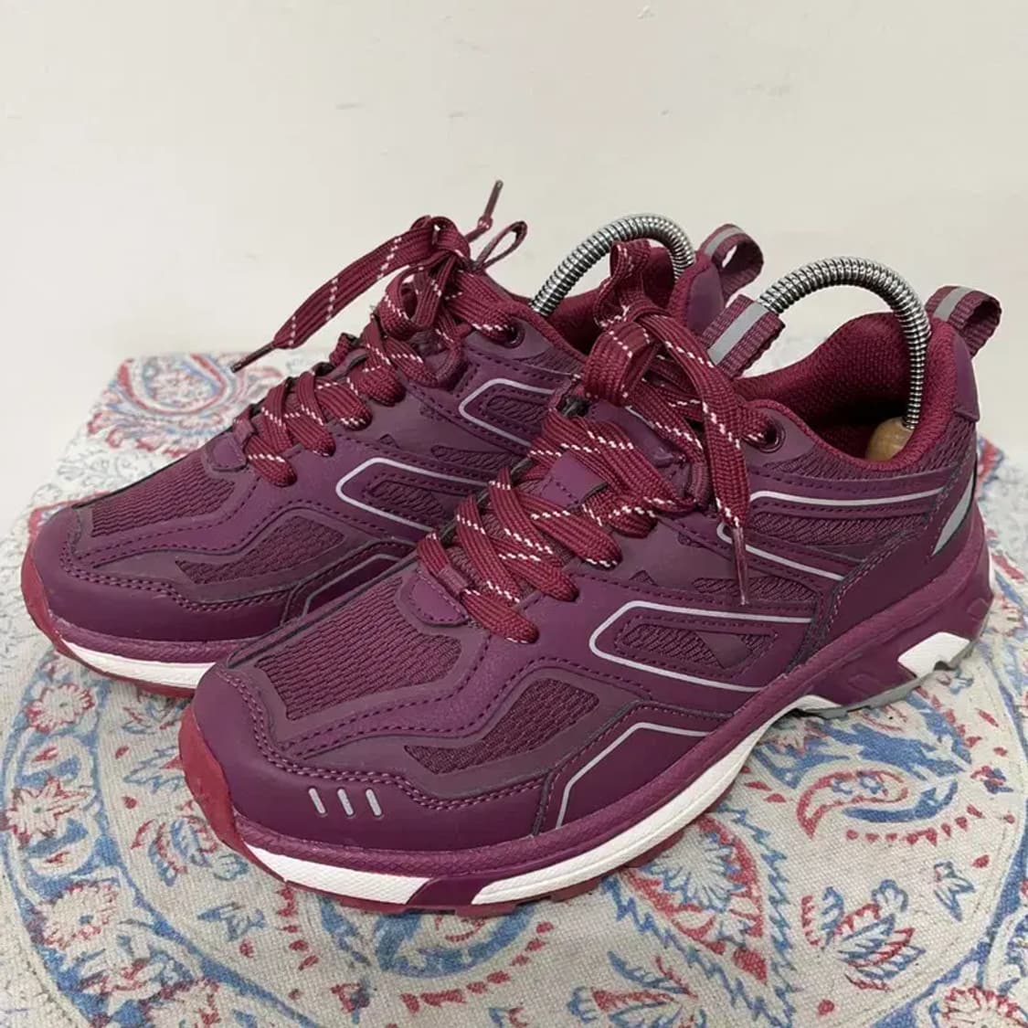 장미쉘바스키아 여성 버건디 스니커즈 운동화 240 E01083 상품이미지1