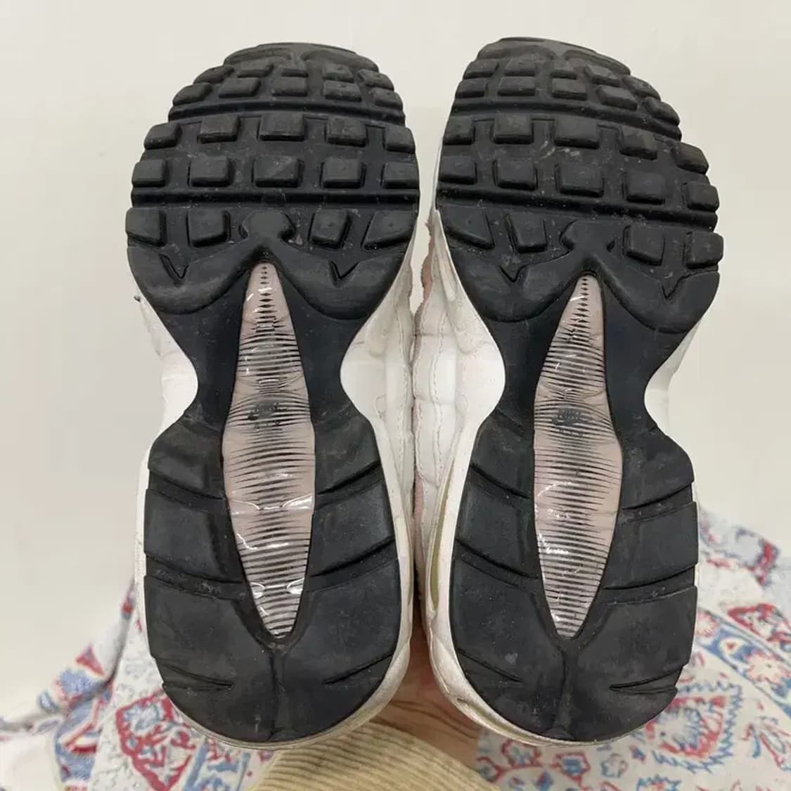 나이키 에어맥스 95 스니커즈 235 E01090 상품이미지4