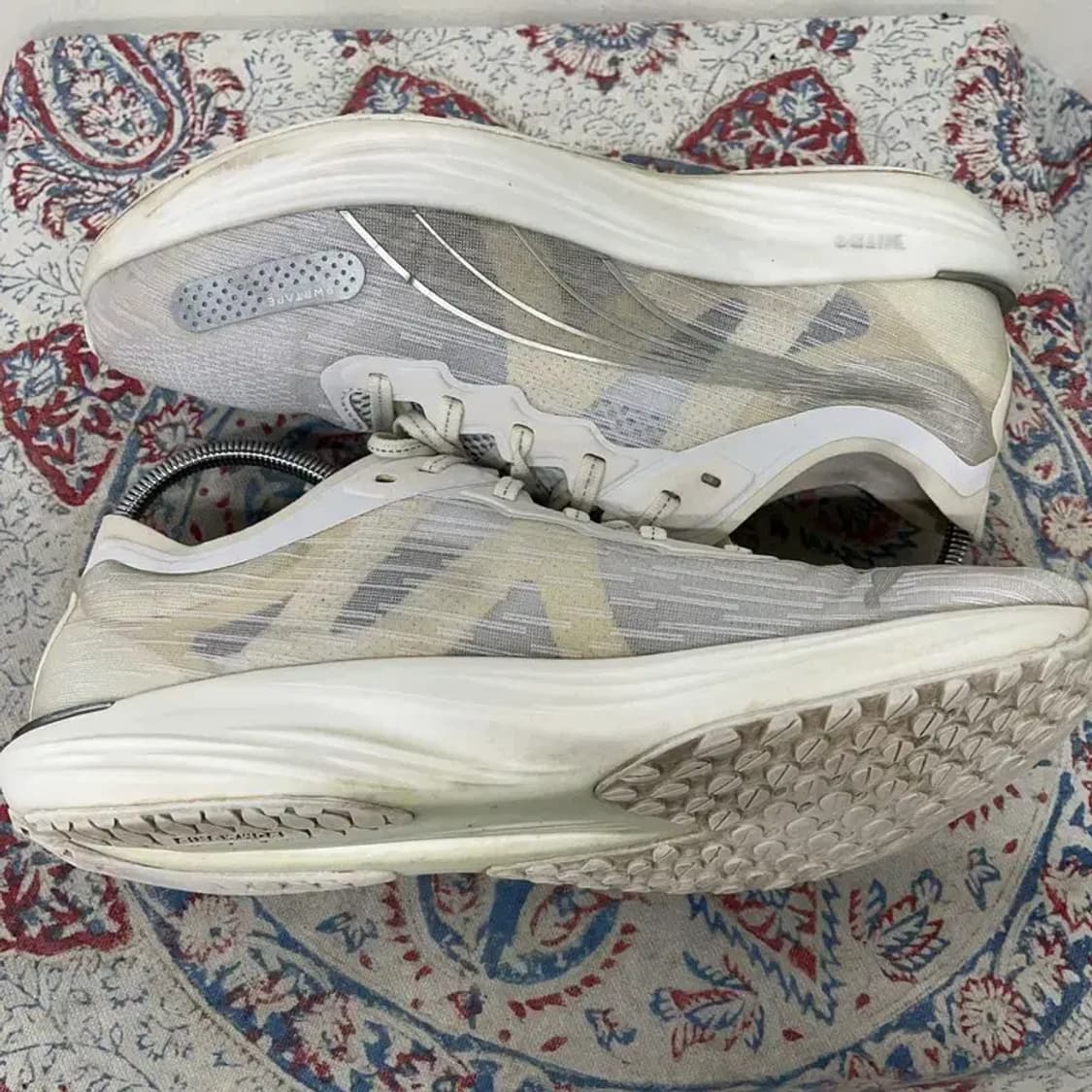 푸마 리버레이트 나이트로 운동화 러닝화 275 E01091 상품이미지3