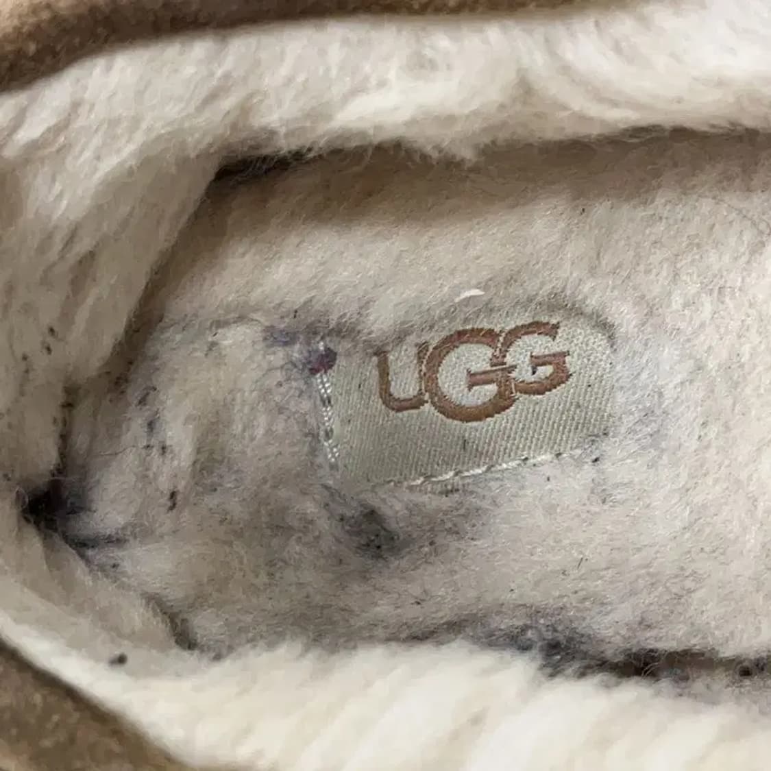 어그 UGG 다코타 모카신 털신발 방한화 235 E01093 상품이미지5