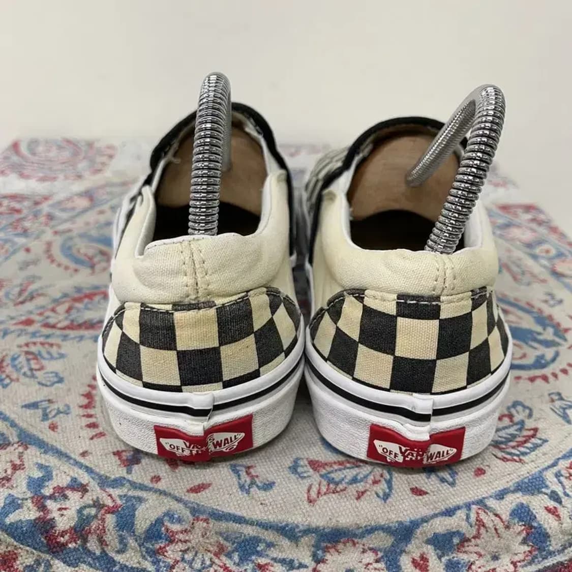 반스 클래식 슬립온 체커보드 스니커즈 240 E01097 상품이미지2