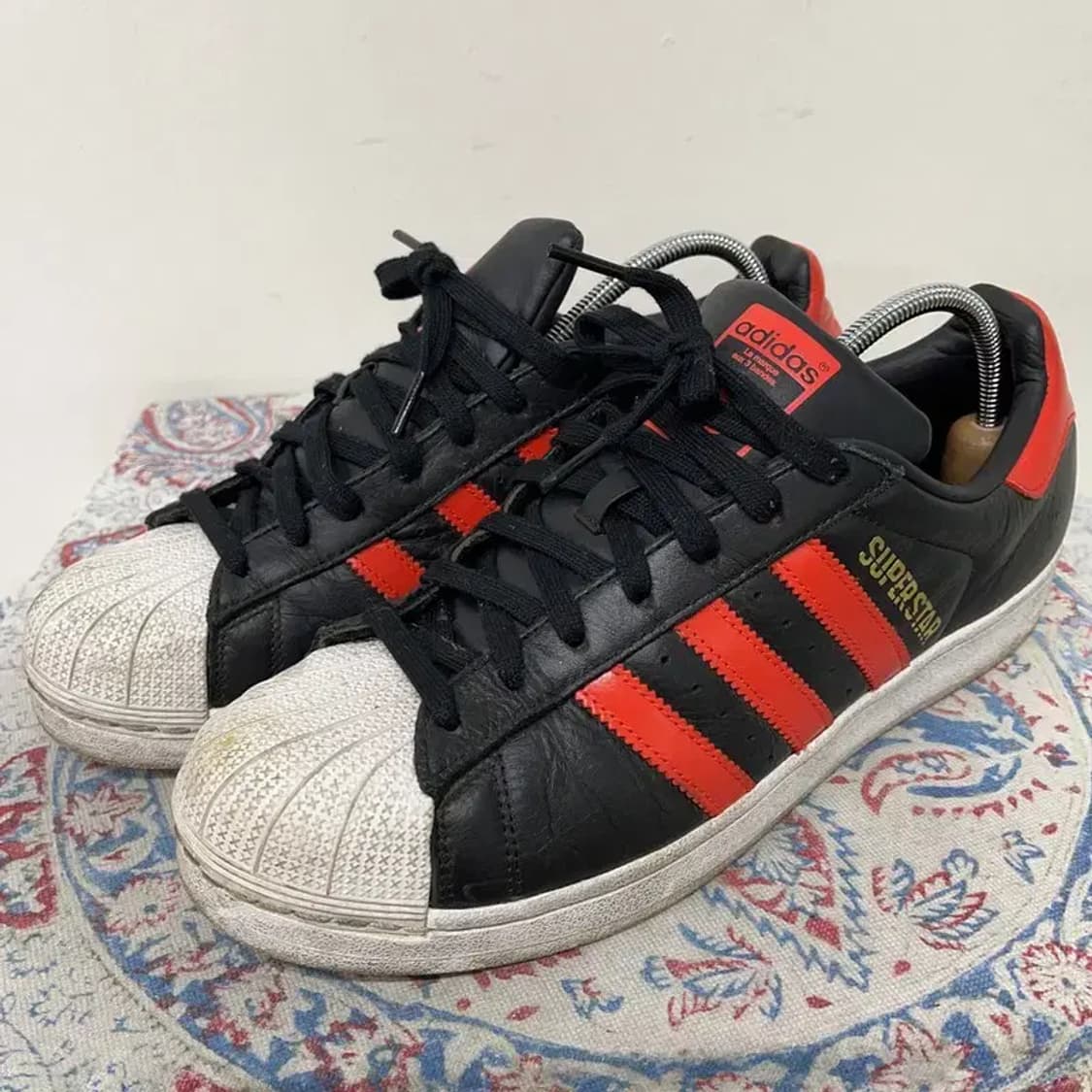 아디다스 슈퍼스타 블랙 볼드 오렌지 스니커즈 280 E01110 상품이미지1