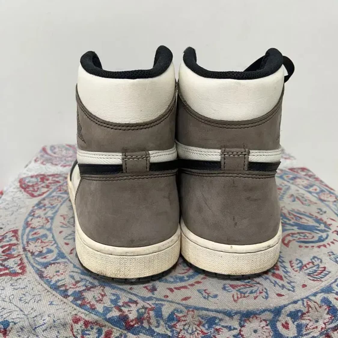 나이키 에어 조던 1 하이 OG 다크 모카 스니커즈 285 E01154 상품이미지2