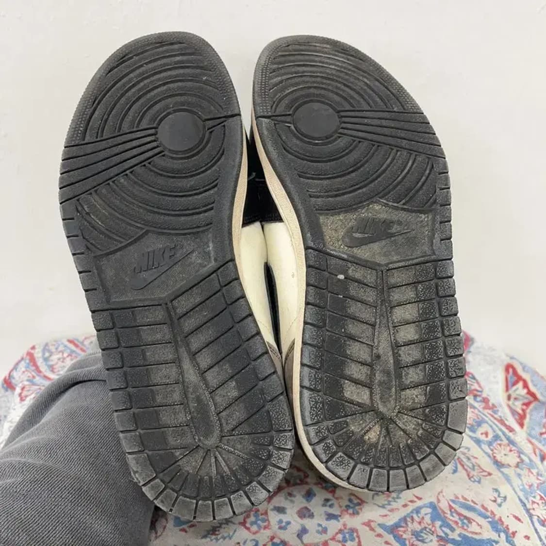 나이키 에어 조던 1 하이 OG 다크 모카 스니커즈 285 E01154 상품이미지4