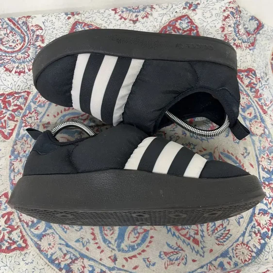 아디다스 퍼피렛 코어 블랙 슬립온 방한화 겨울신발 225 E01155 상품이미지3