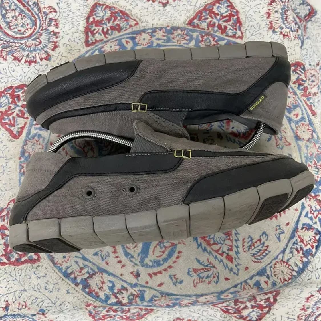 크록스 스트레치 솔 로퍼 슬립온 M9 E01164 상품이미지3