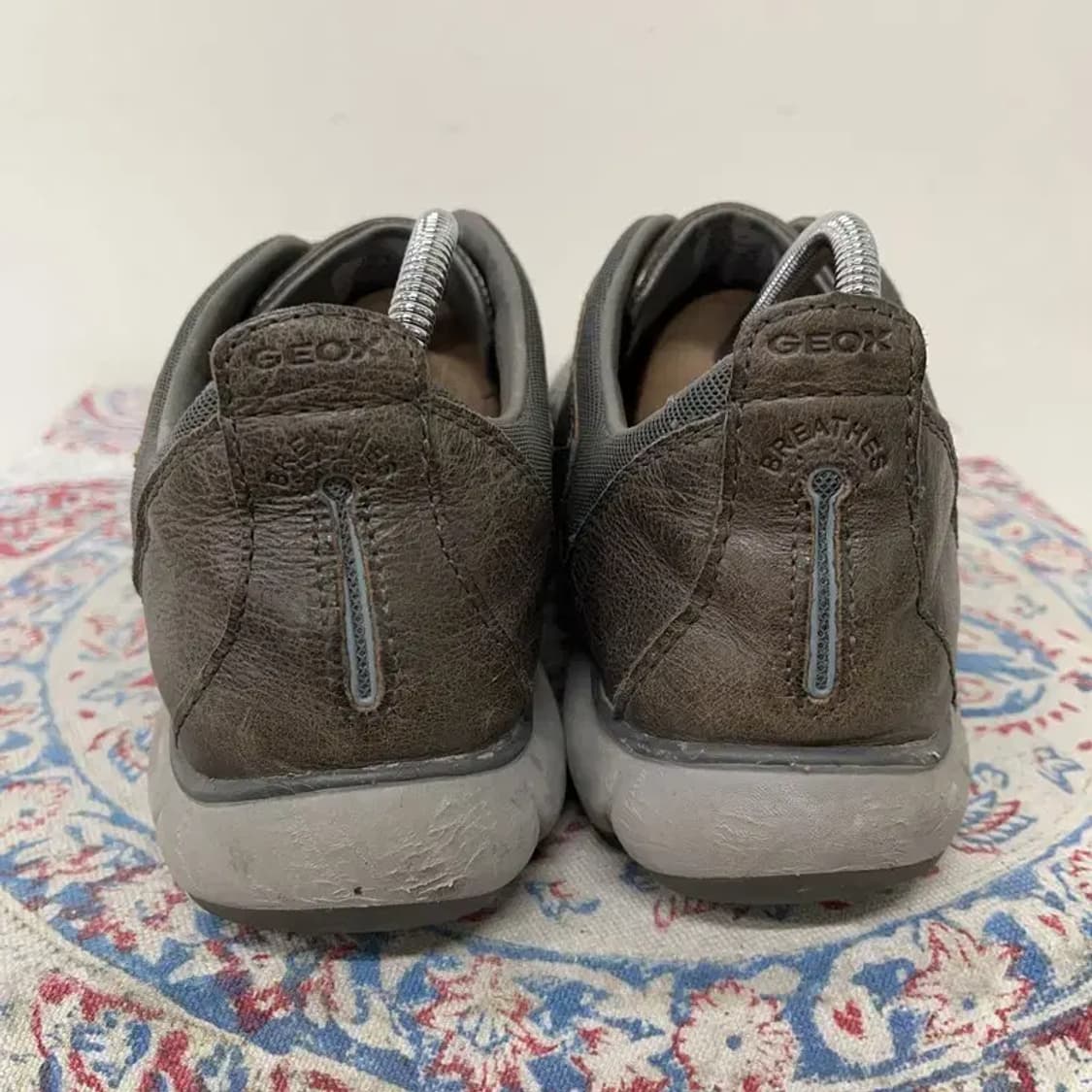 제옥스 네불라 스니커즈 운동화 UK8 E01165 상품이미지2