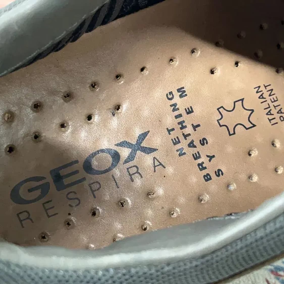 제옥스 네불라 스니커즈 운동화 UK8 E01165 상품이미지5