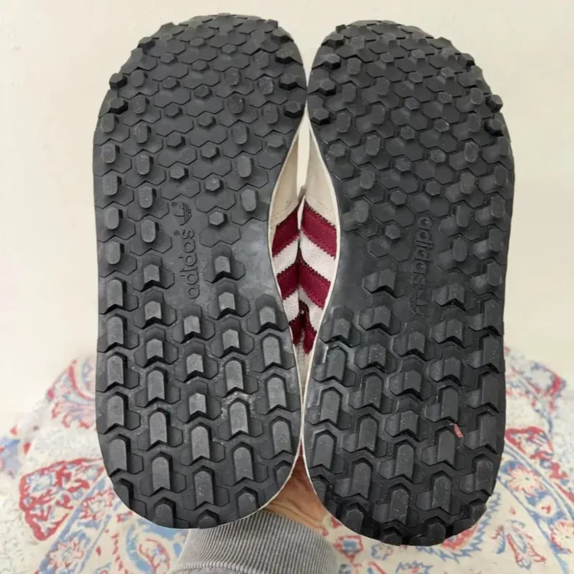 아디다스 포레스트 그로브 스니커즈 운동화 230 E01168 상품이미지4