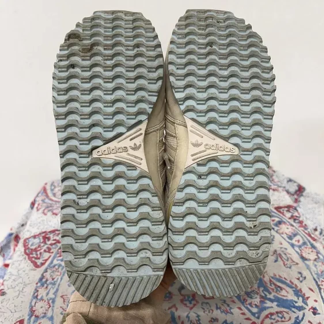 아디다스 ZX700 스니커즈 운동화 225 E01186 상품이미지4