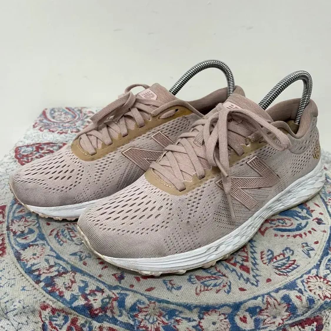 뉴발란스 프레쉬폼 운동화 러닝화 245 E01192 상품이미지1