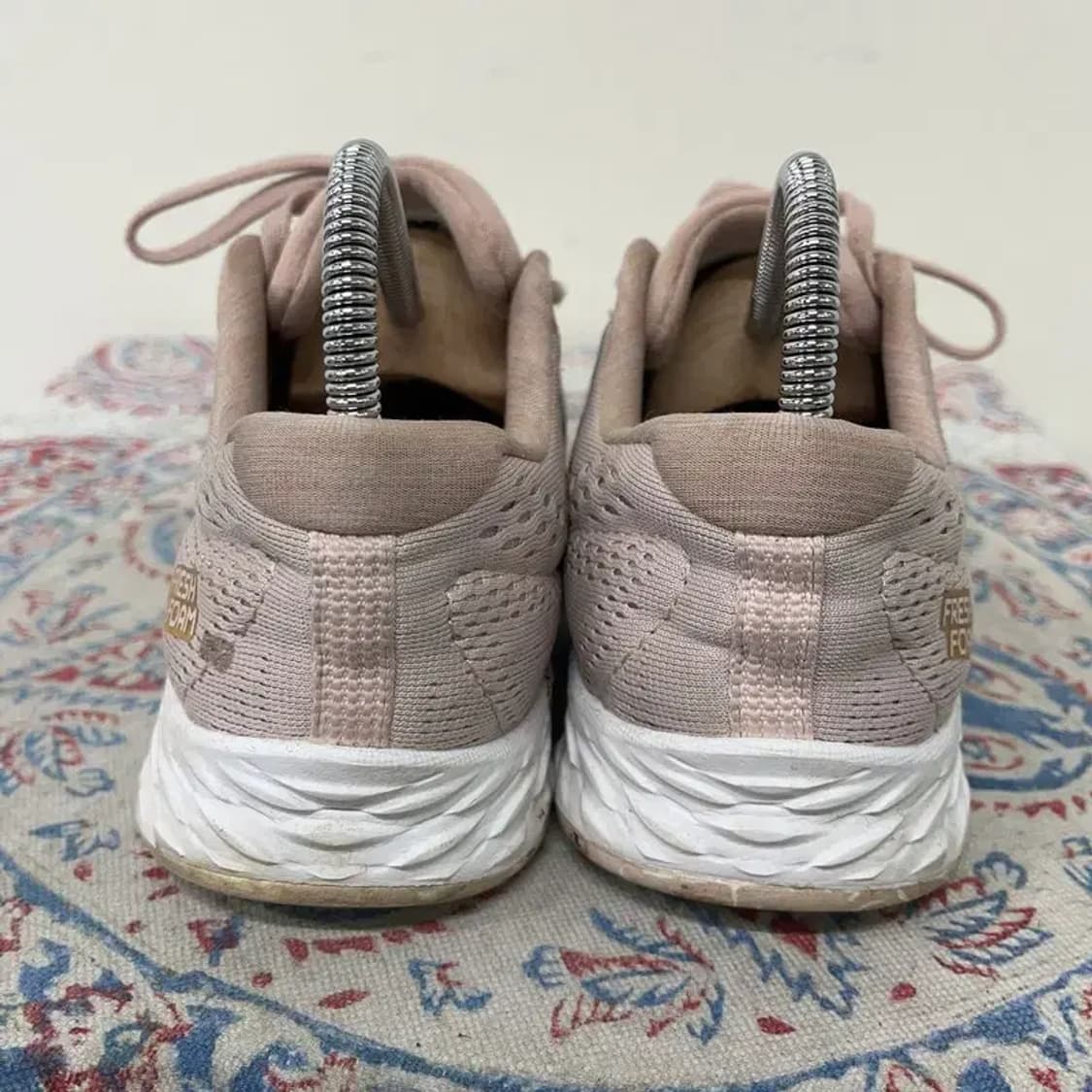 뉴발란스 프레쉬폼 운동화 러닝화 245 E01192 상품이미지2