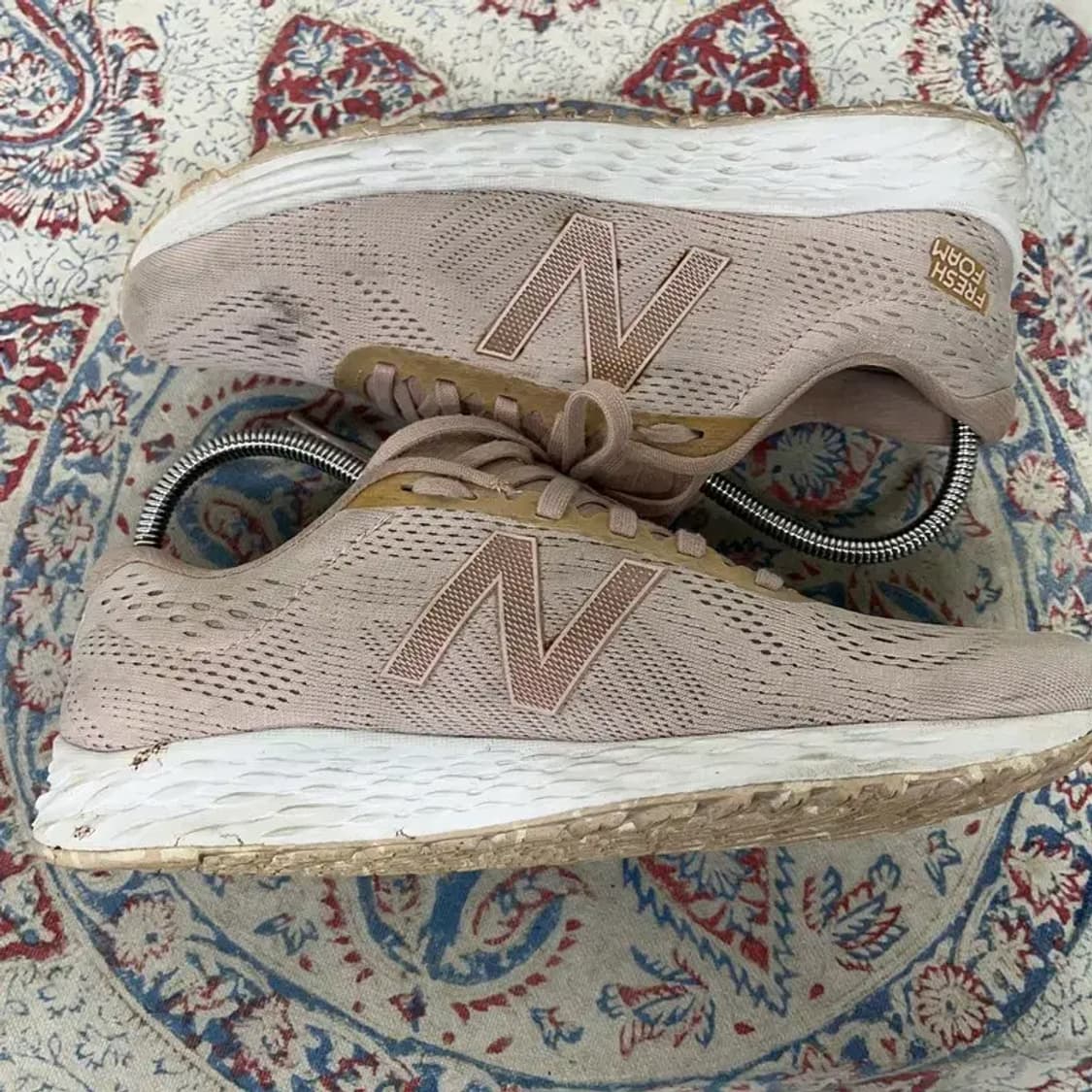 뉴발란스 프레쉬폼 운동화 러닝화 245 E01192 상품이미지3