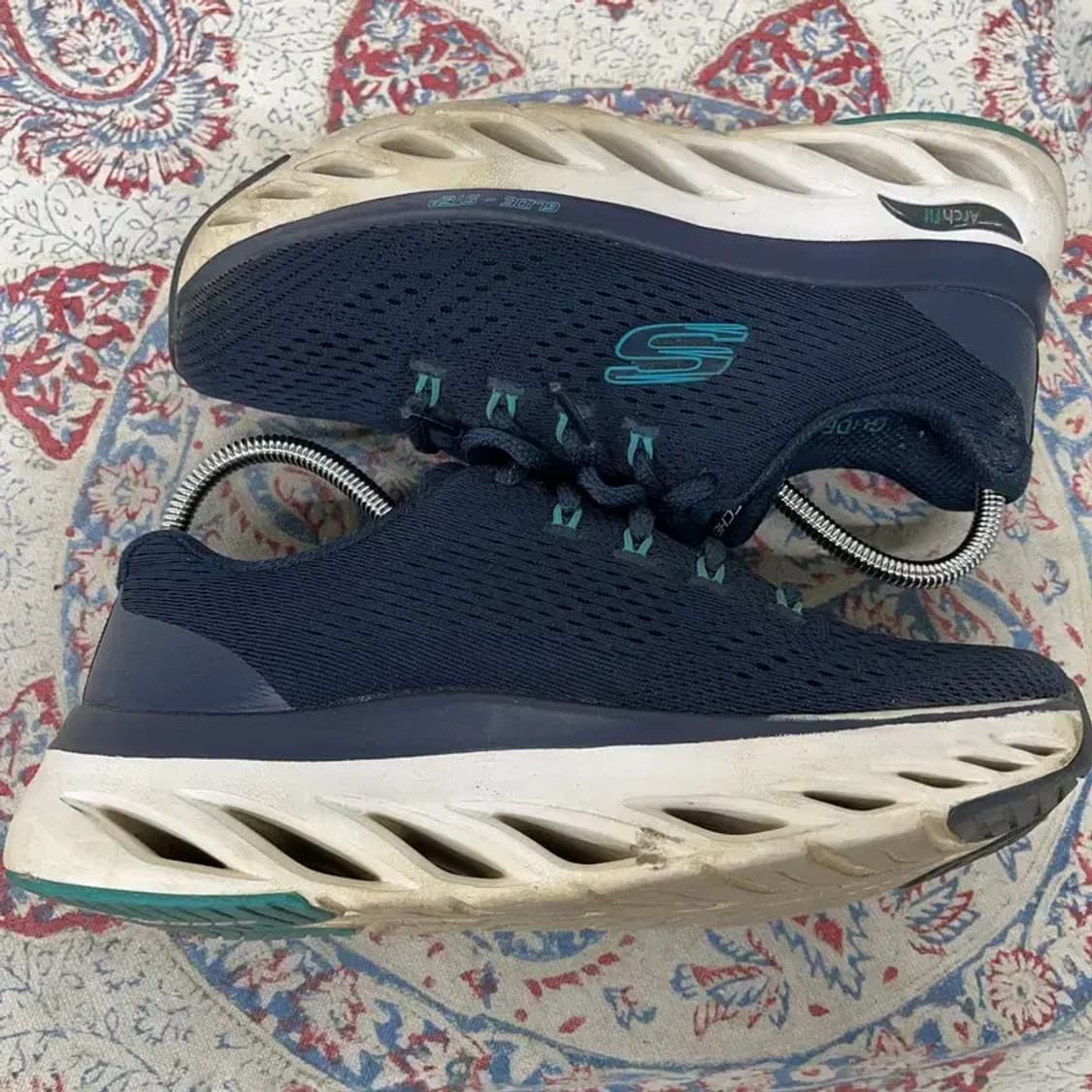 스케쳐스 아치핏 글라이드 스텝 런닝화 운동화 235 E01193 상품이미지3