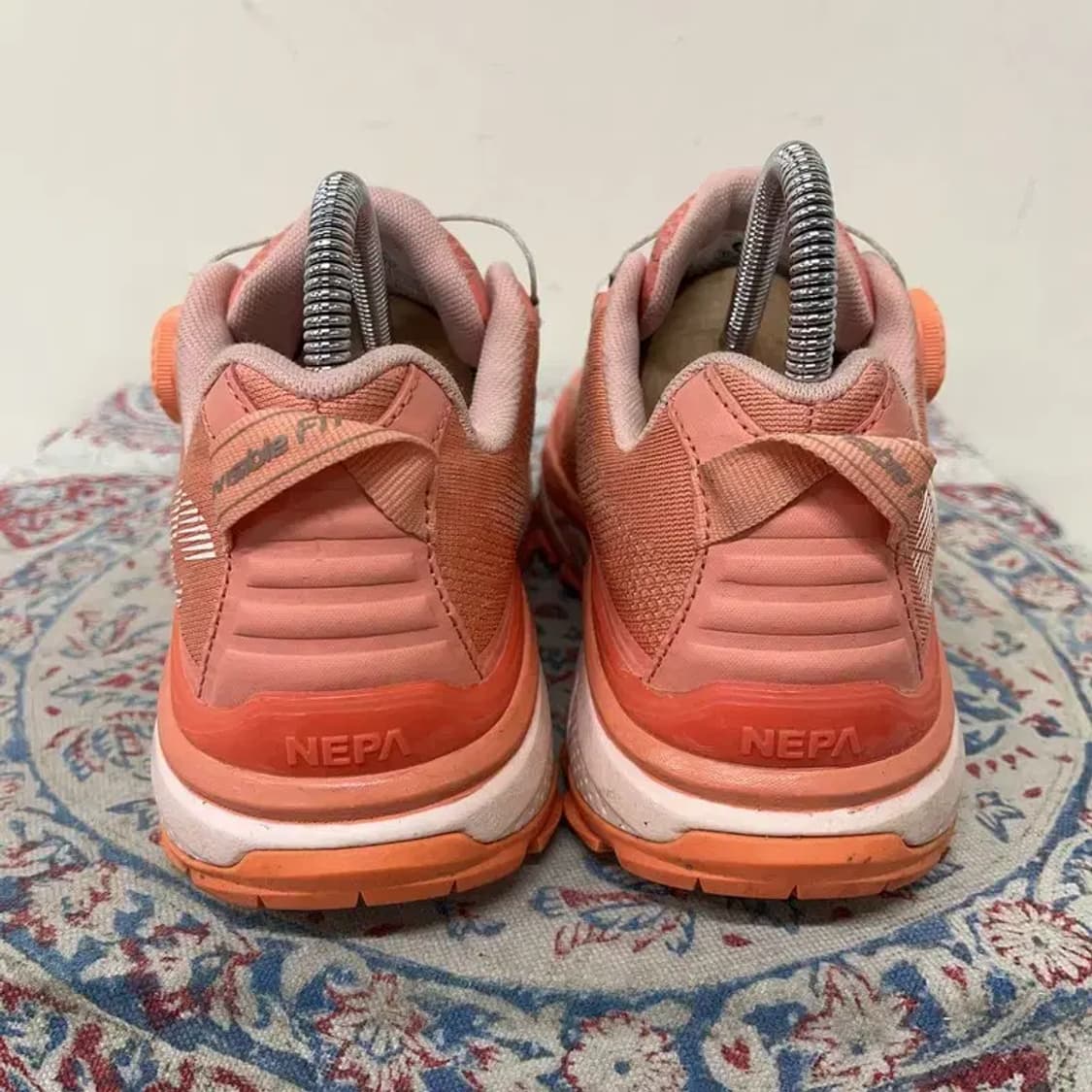 네파 스톰프 GTX 트레킹화 등산화 235 E01218 상품이미지2