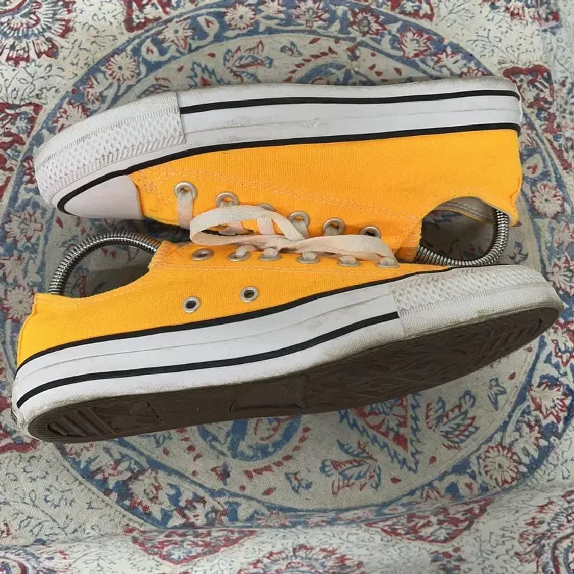 컨버스 척테일러 올스타 로우 옐로우 스니커즈 240 E01246 상품이미지3