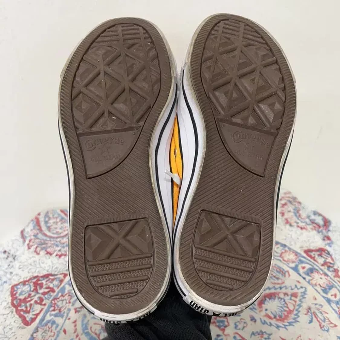 컨버스 척테일러 올스타 로우 옐로우 스니커즈 240 E01246 상품이미지4