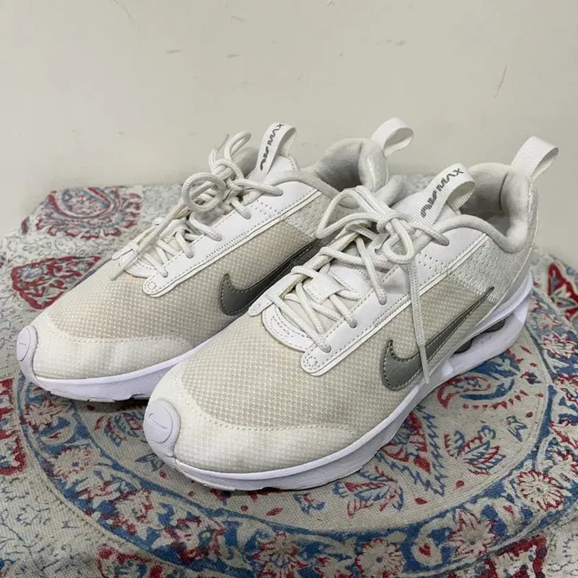 나이키 에어맥스 인터락 라이트 러닝화 운동화 235 E01254 상품이미지1