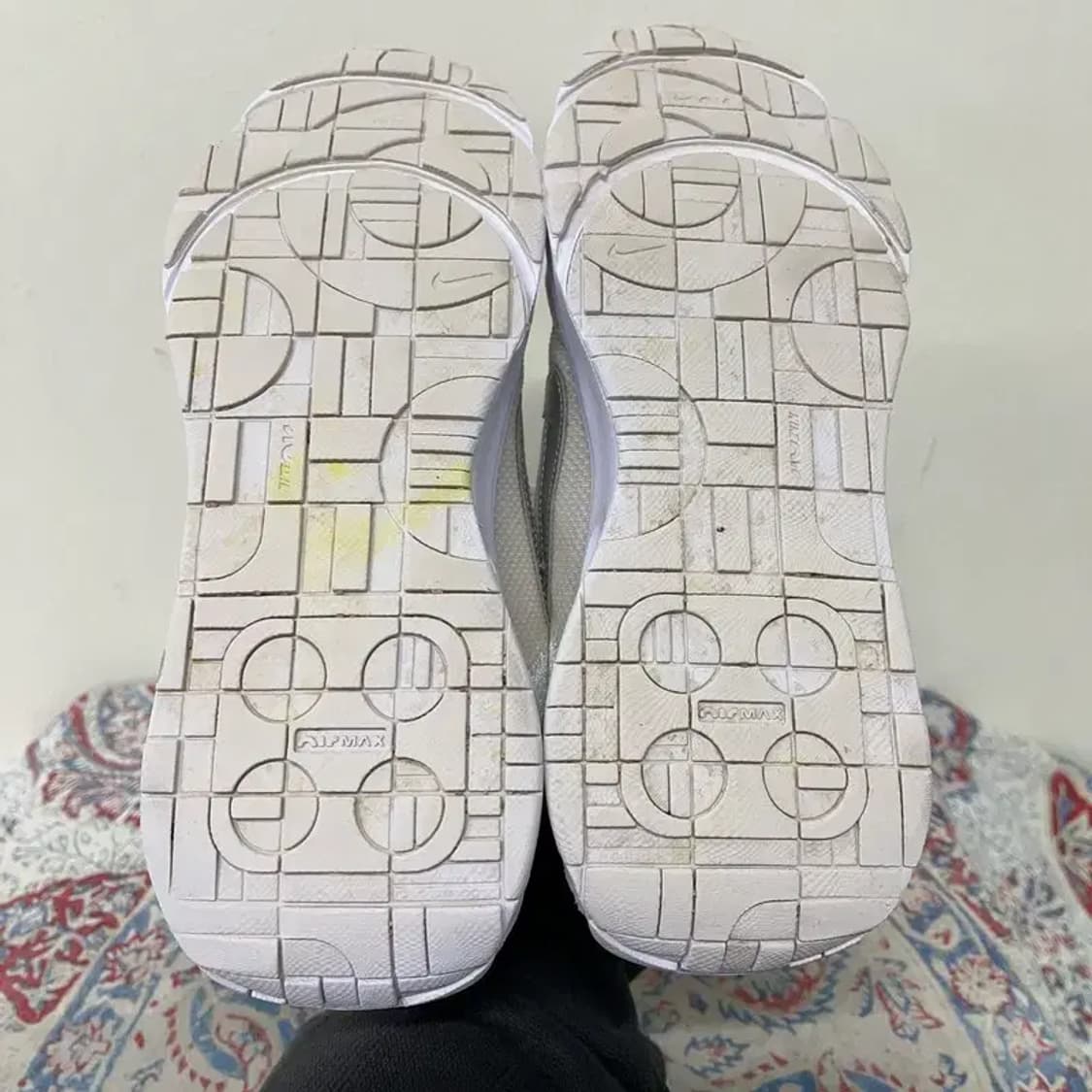 나이키 에어맥스 인터락 라이트 러닝화 운동화 235 E01254 상품이미지4