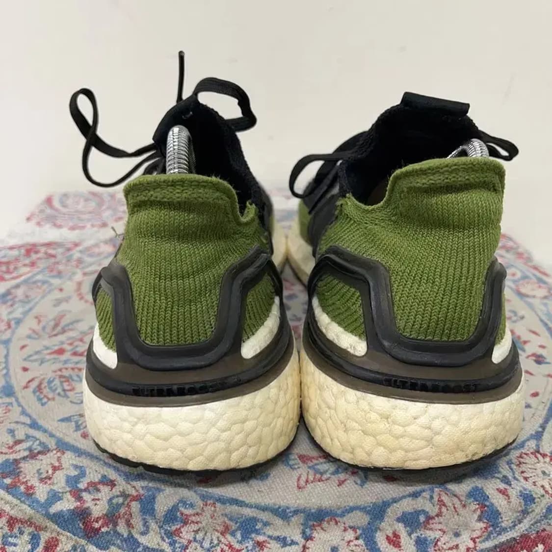 아디다스 울트라 부스트 19 블랙 올리브 운동화 255 E01258 상품이미지2