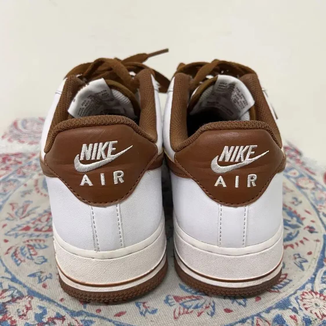 나이키 에어 포스 1 로우  피칸 스니커즈 275 E01259 상품이미지2