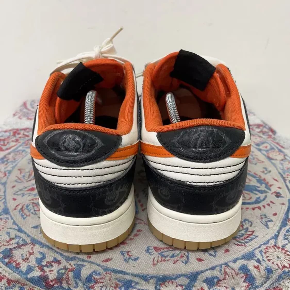 나이키 덩크 로우 레트로 프리미엄 할로윈 스니커즈 280 E01267 상품이미지2