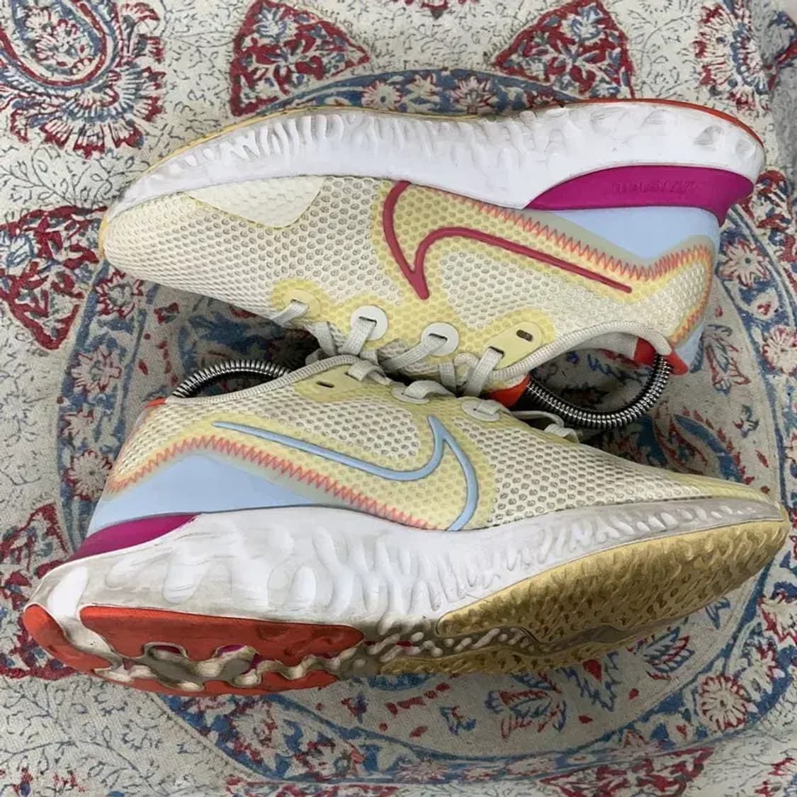 나이키 리뉴 런 여성 러닝화 운동화 240 E01314 상품이미지3