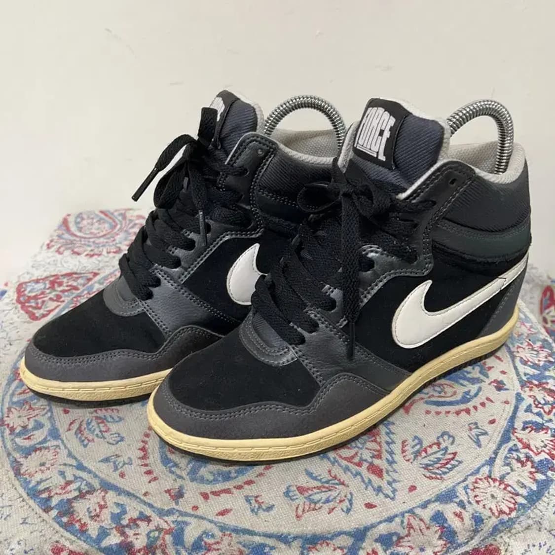 나이키 에어포스 스카이 하이 스니커즈 키높이 신발 235 E01315 상품이미지1