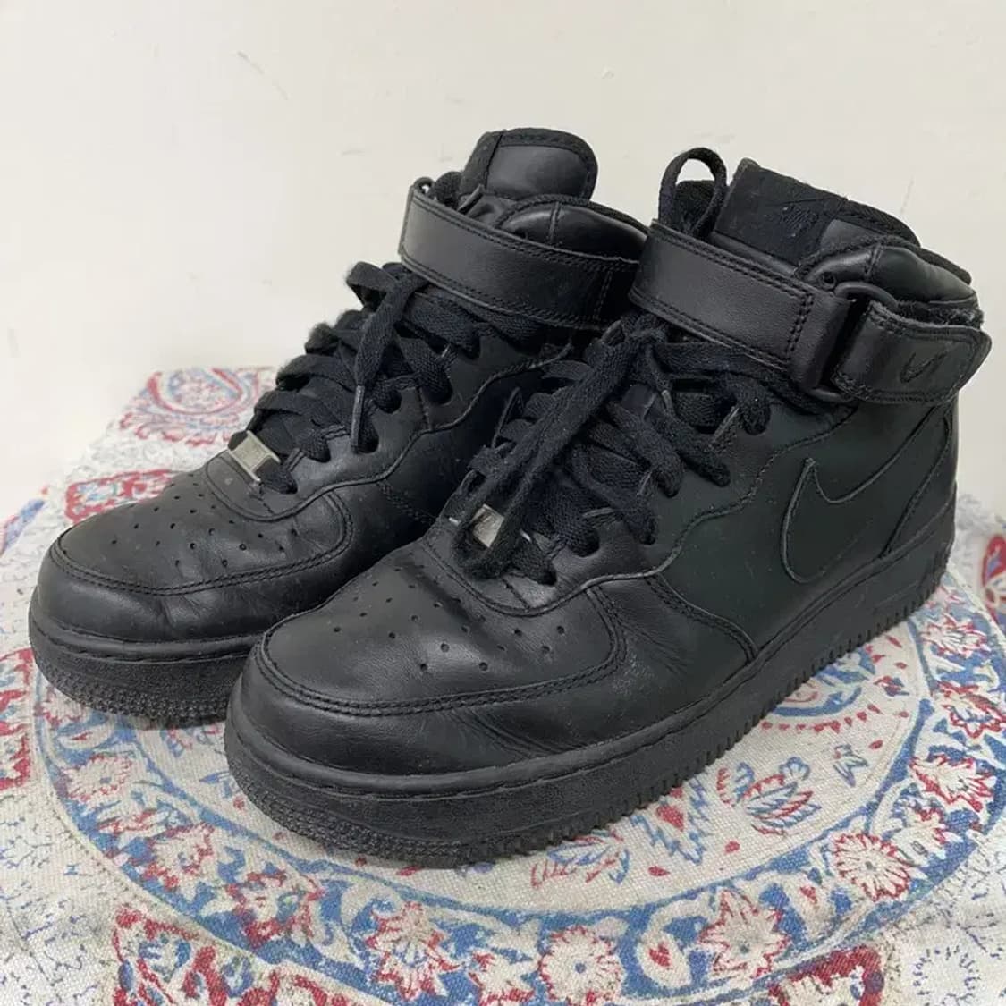 나이키 에어포스 1 미드 올블랙 스니커즈 운동화 265 E01316 상품이미지1