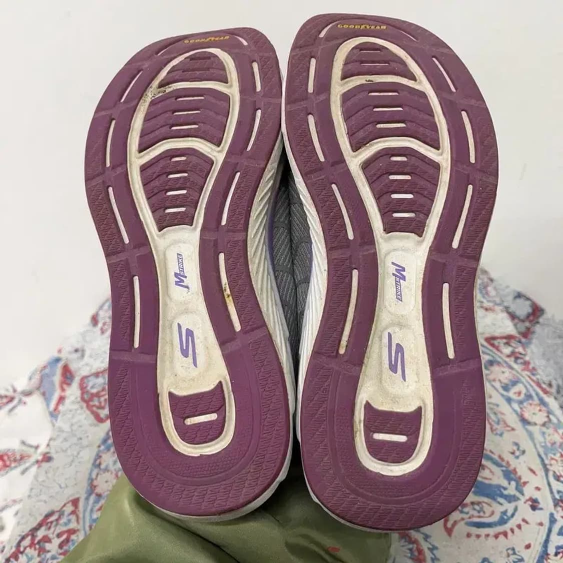 스케쳐스 고 런 밸런스 러닝화 운동화 235 E01320 상품이미지4