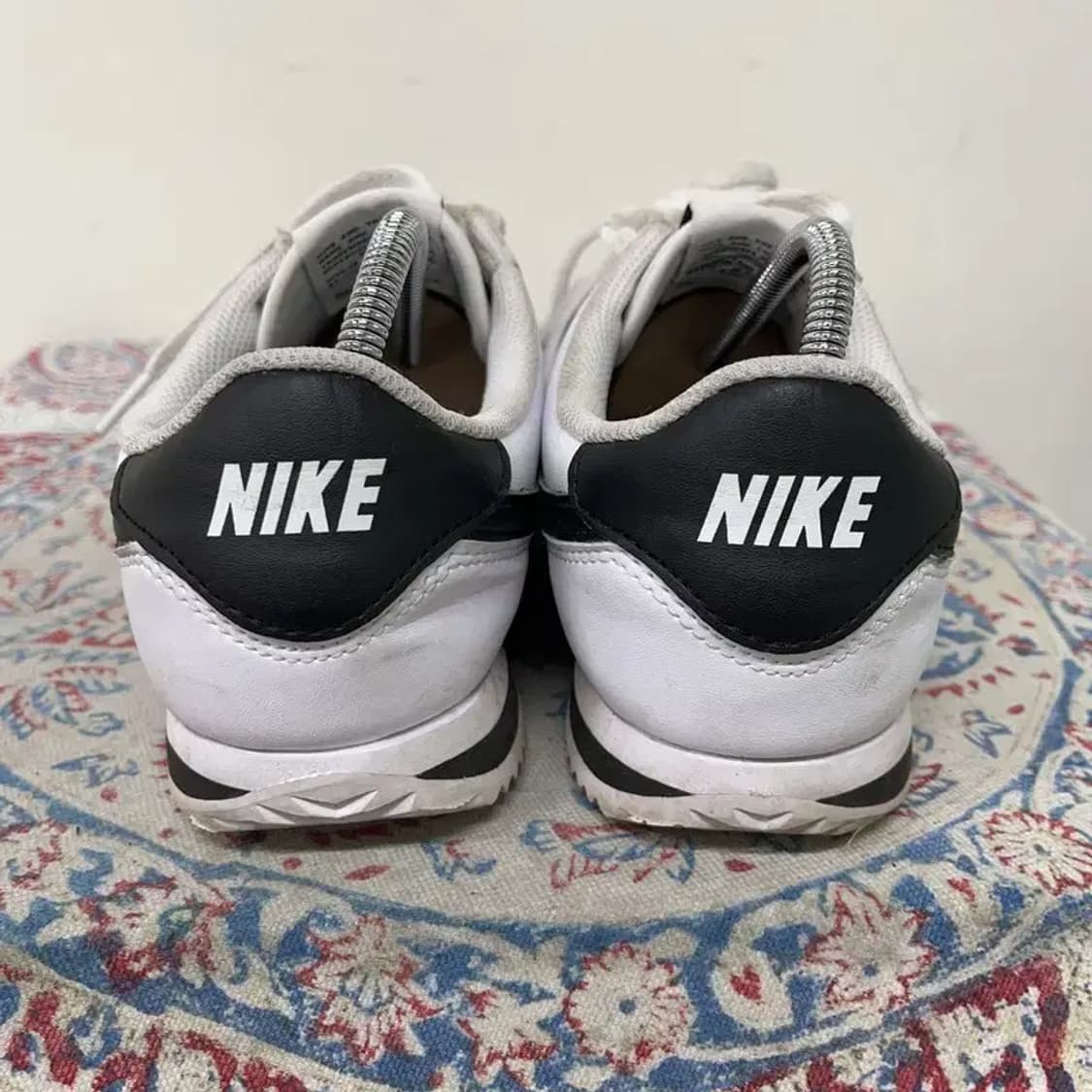 나이키 코르테스 검흰 스니커즈 신발 250 E01326 상품이미지2