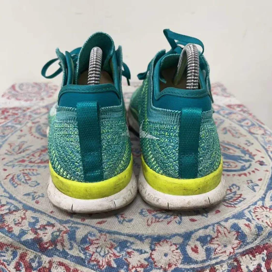 나이키 프리런 런닝화 운동화 235 E01330 상품이미지2