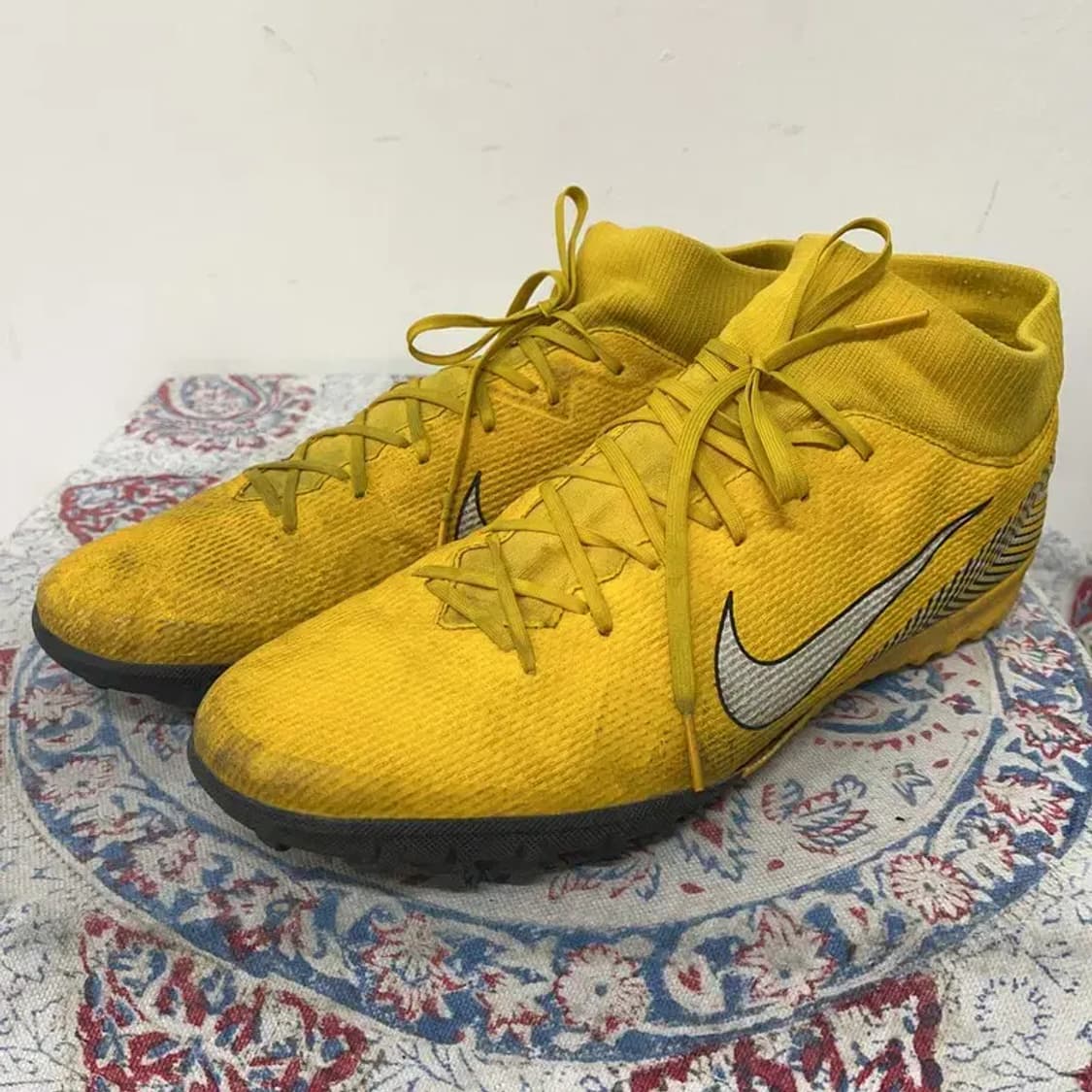 나이키 머큐리얼 슈퍼플라이 X 6 아카데미 풋살화 280 E01309 상품이미지1