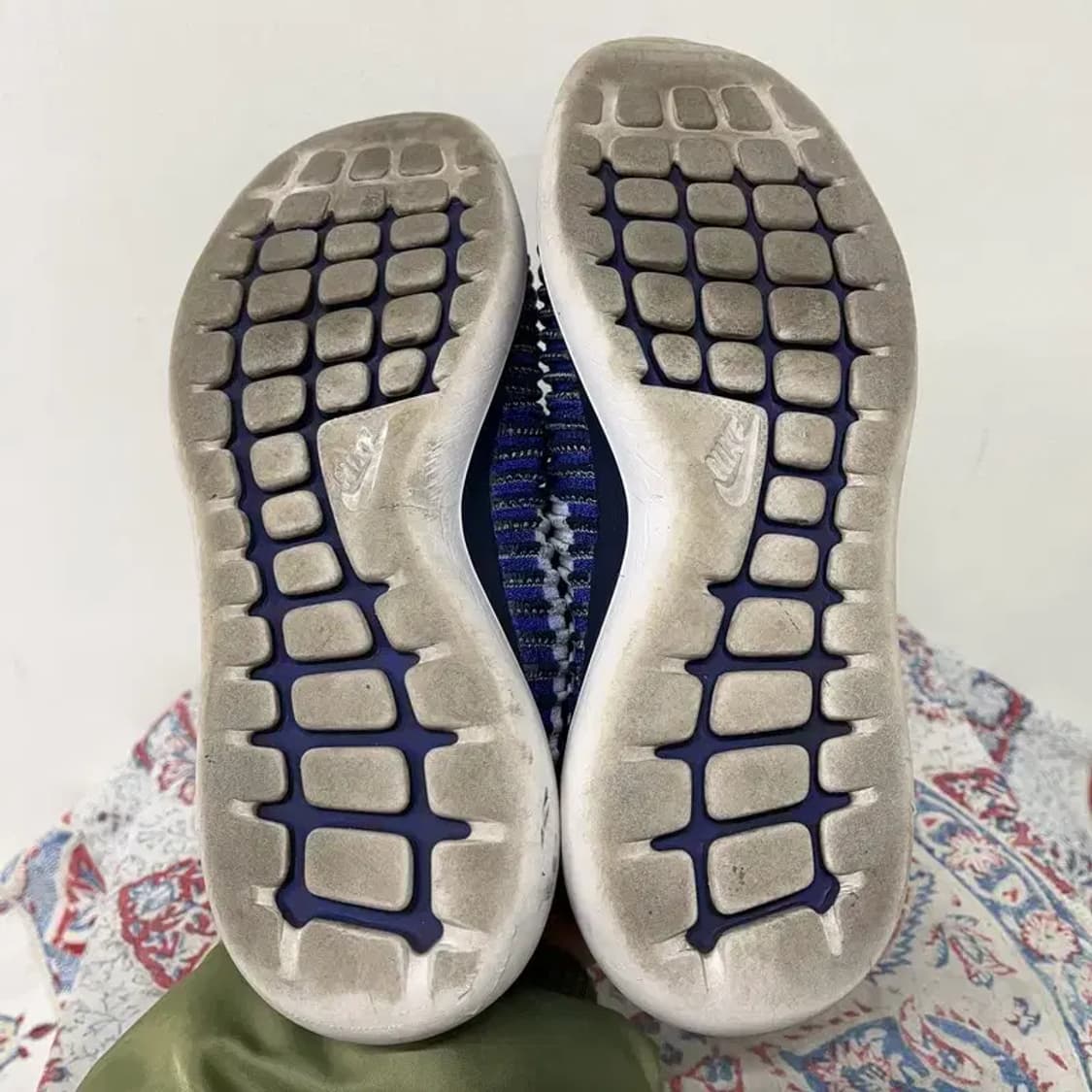 나이키 로쉬 투 플라이니트 러닝화 운동화 270 E01343 상품이미지4