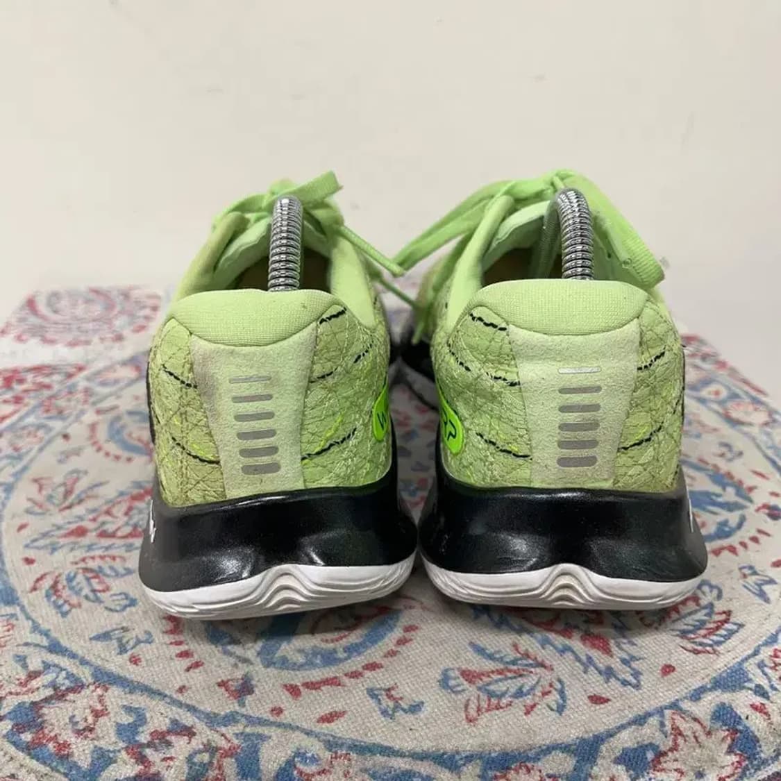 언더아머 UA 플로우 벨로시티 윈드 러닝화 운동화 250 E01345 상품이미지2