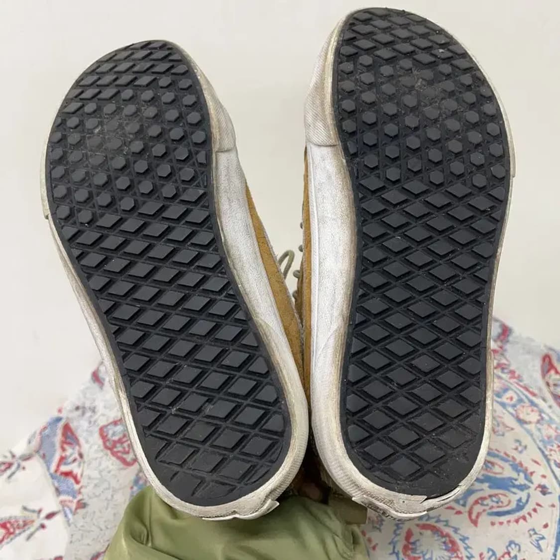 반스 스웨이드 털부츠 하이 스니커즈 270 E01346 상품이미지4