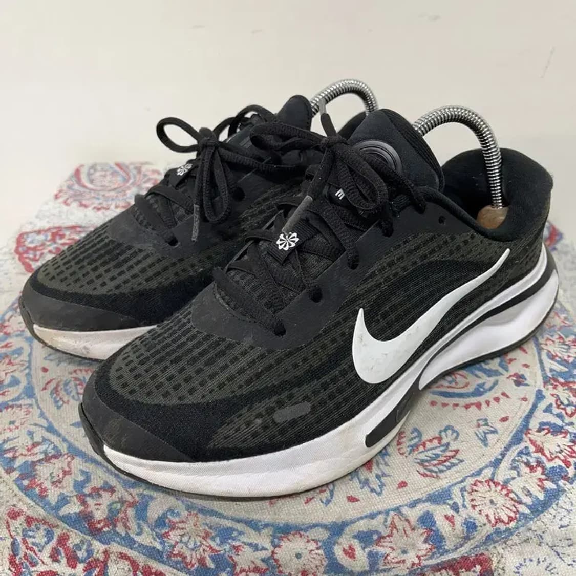 나이키 저니 런 남성 로드 런닝화 운동화 240 E01362 상품이미지1