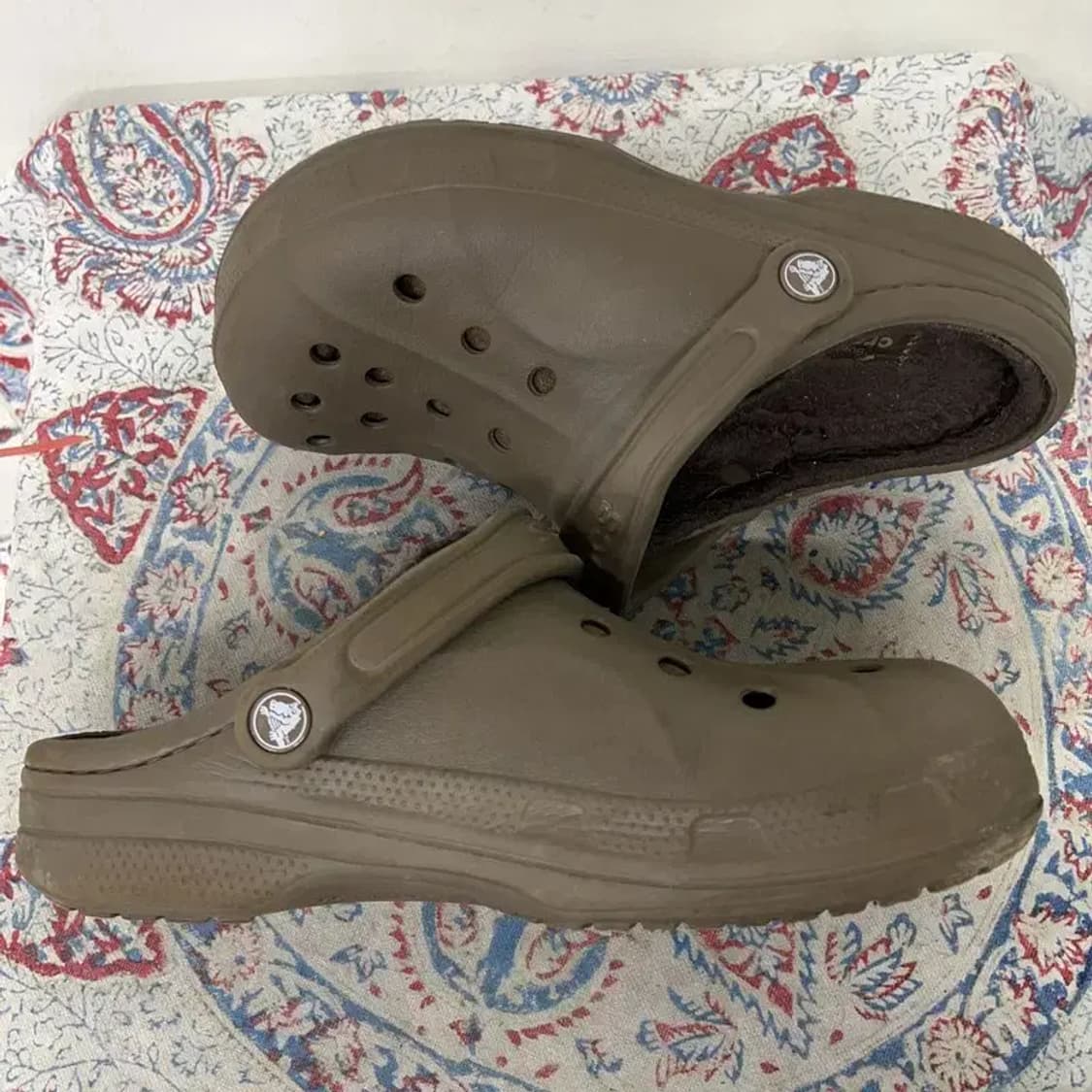 크록스 윈터 클로그 슬립온 털슬리퍼 W9 E01376 상품이미지3