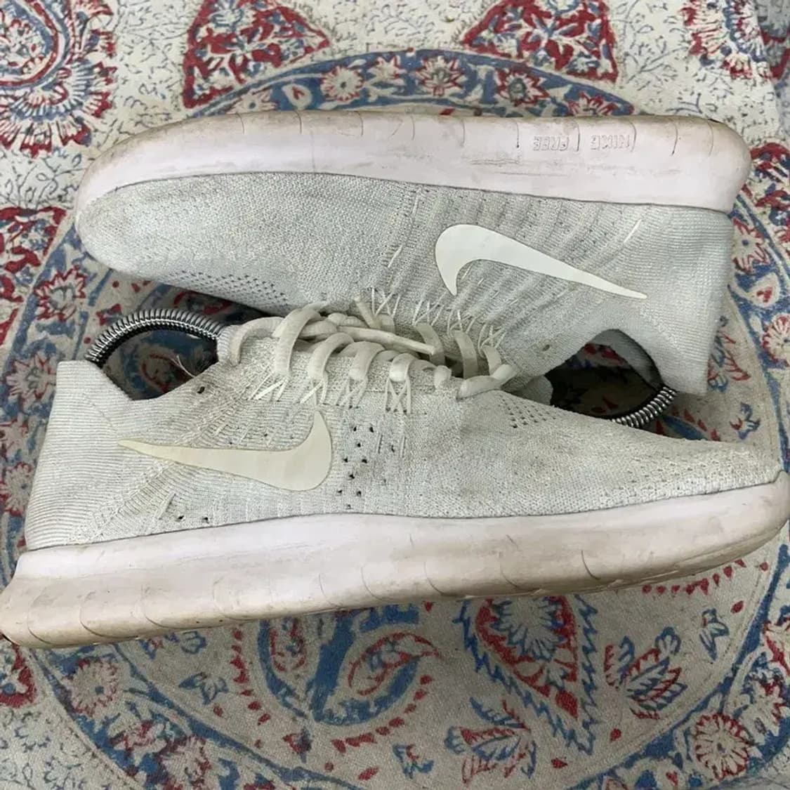 나이키 프리런 플라이니트 러닝화 운동화 235 E01377 상품이미지3