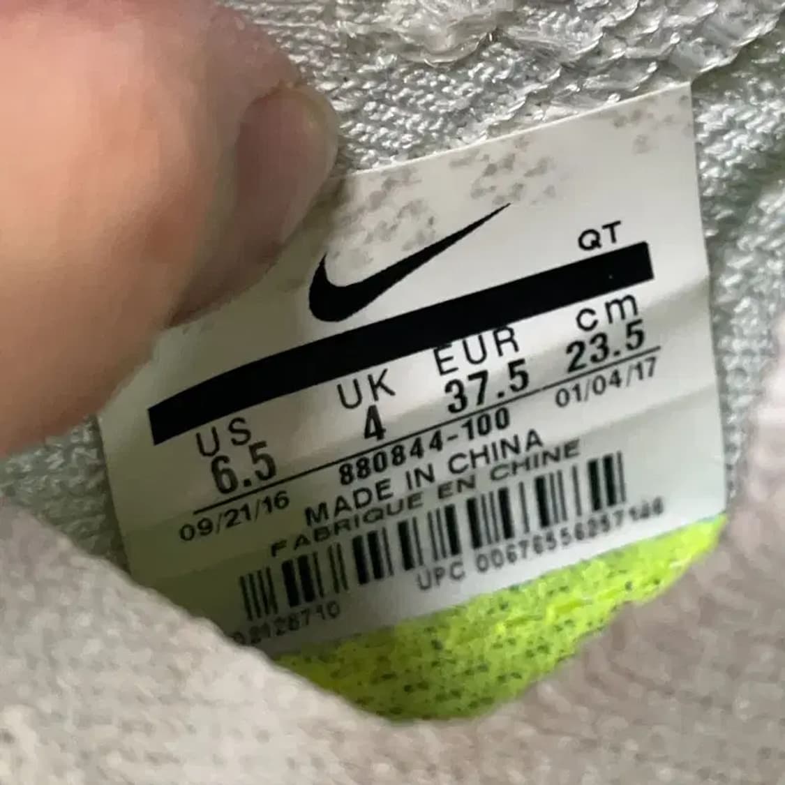 나이키 프리런 플라이니트 러닝화 운동화 235 E01377 상품이미지5