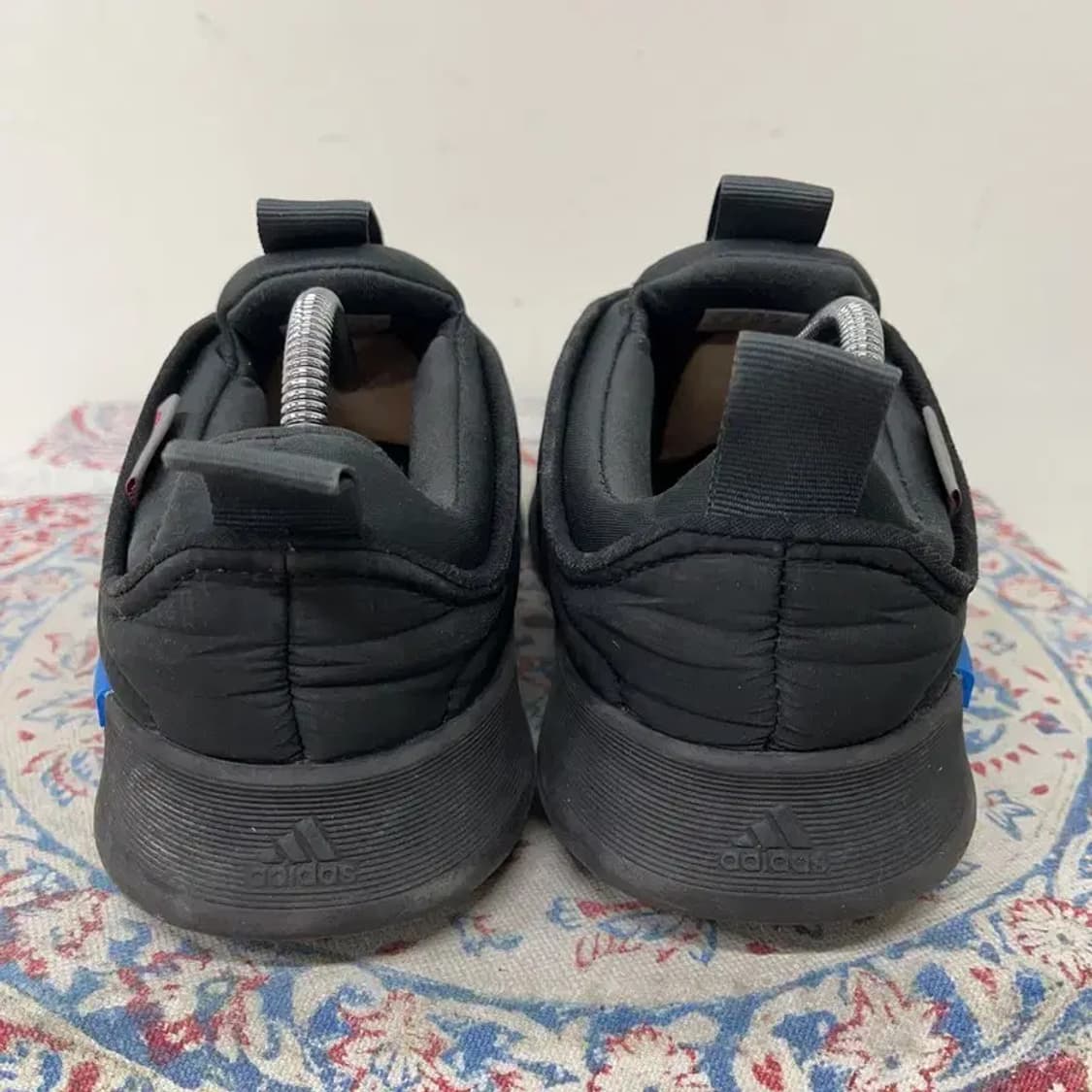 아디다스 아디퍼프 블랙 패딩신발 겨울신발 245 E01402 상품이미지2